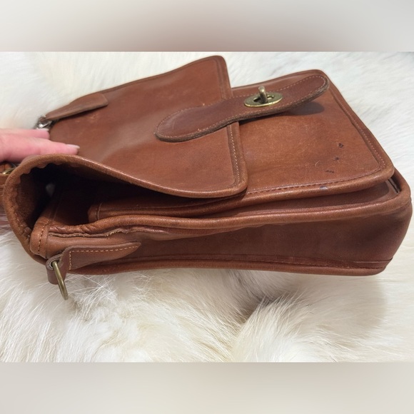 COACH Vintage 90s Station Bag British Tan Glove Tanned Leather Turnlock Handbag - Picture 6 of 16